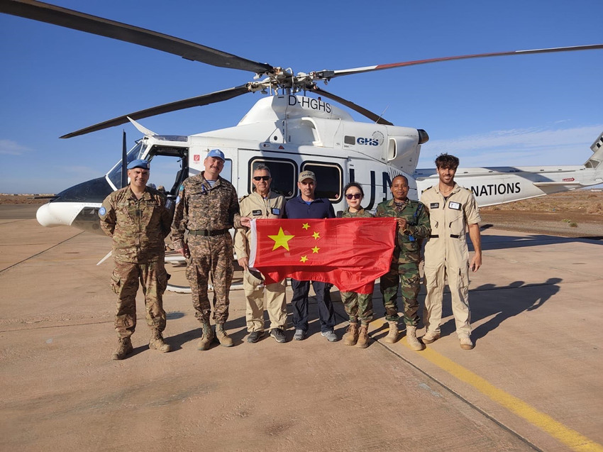 肖丽佳参与执行空中巡逻。西部战区总医院供图